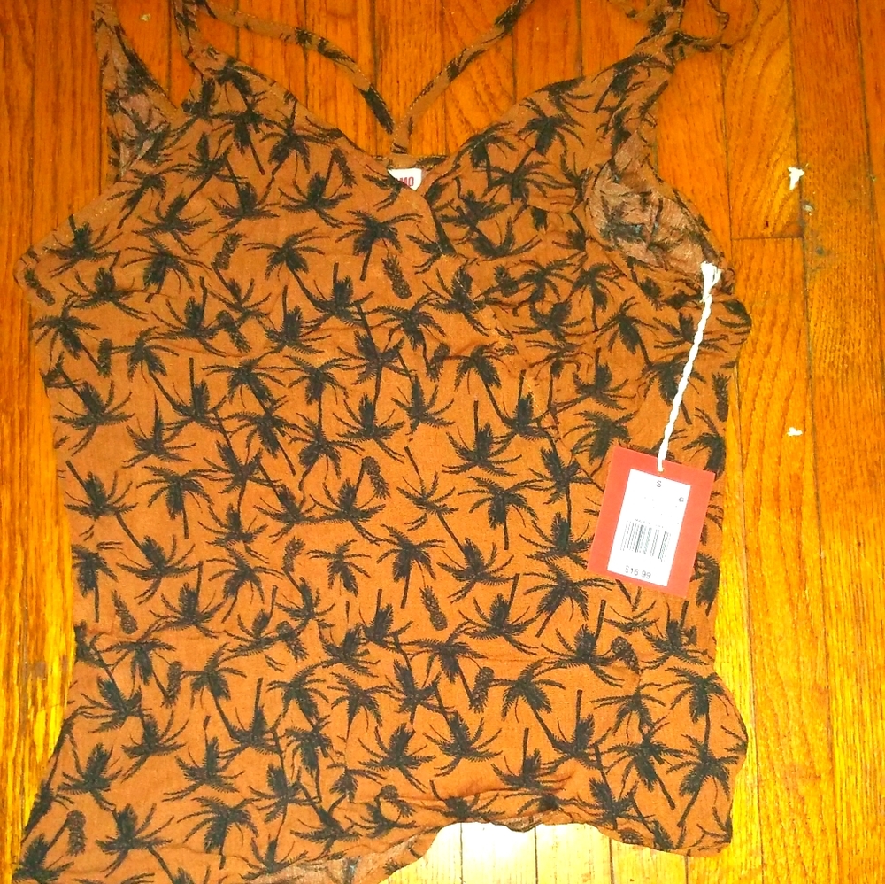 Brown Palm tree Tank